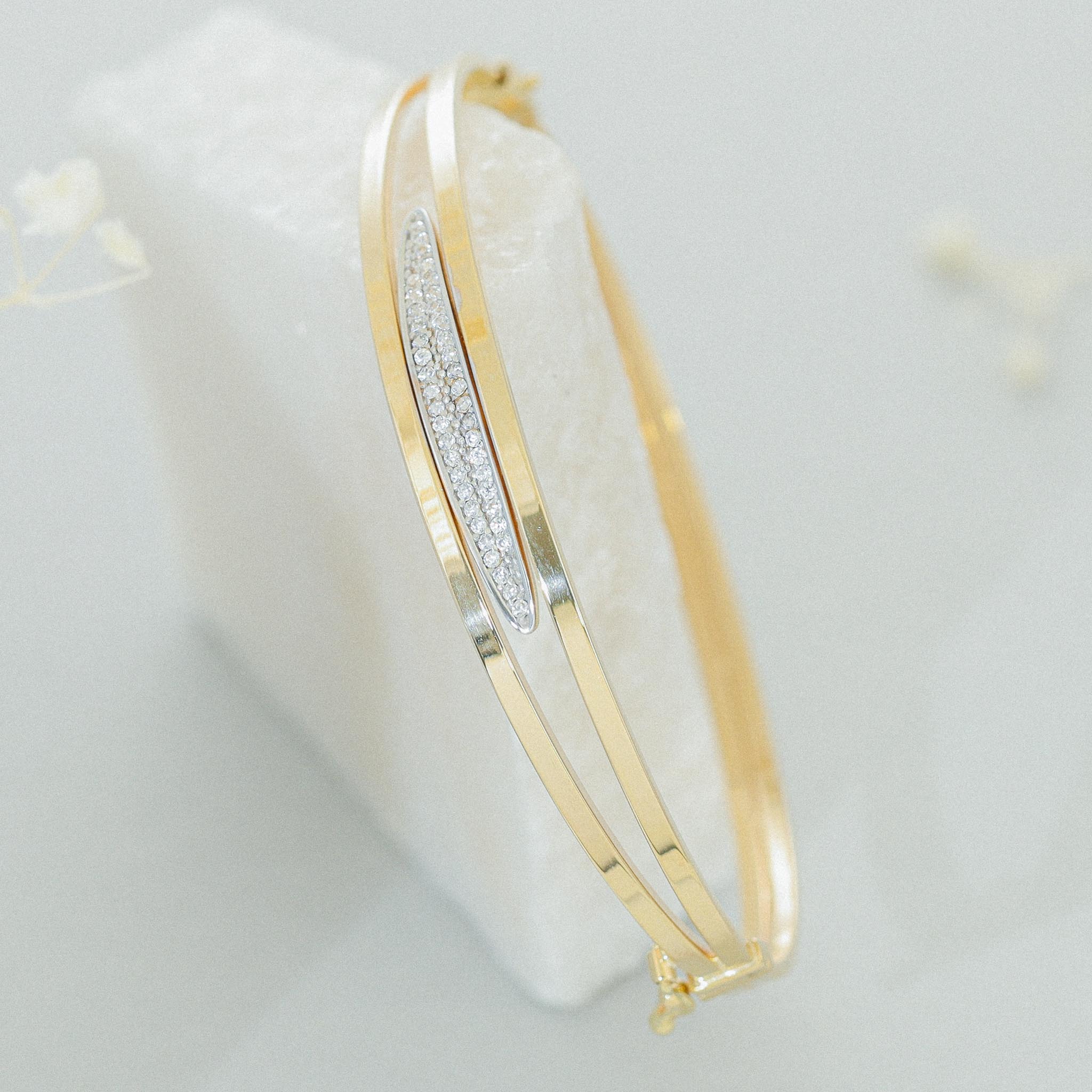 9ct Yellow Gold Cubic Zirconia Detail Bangle