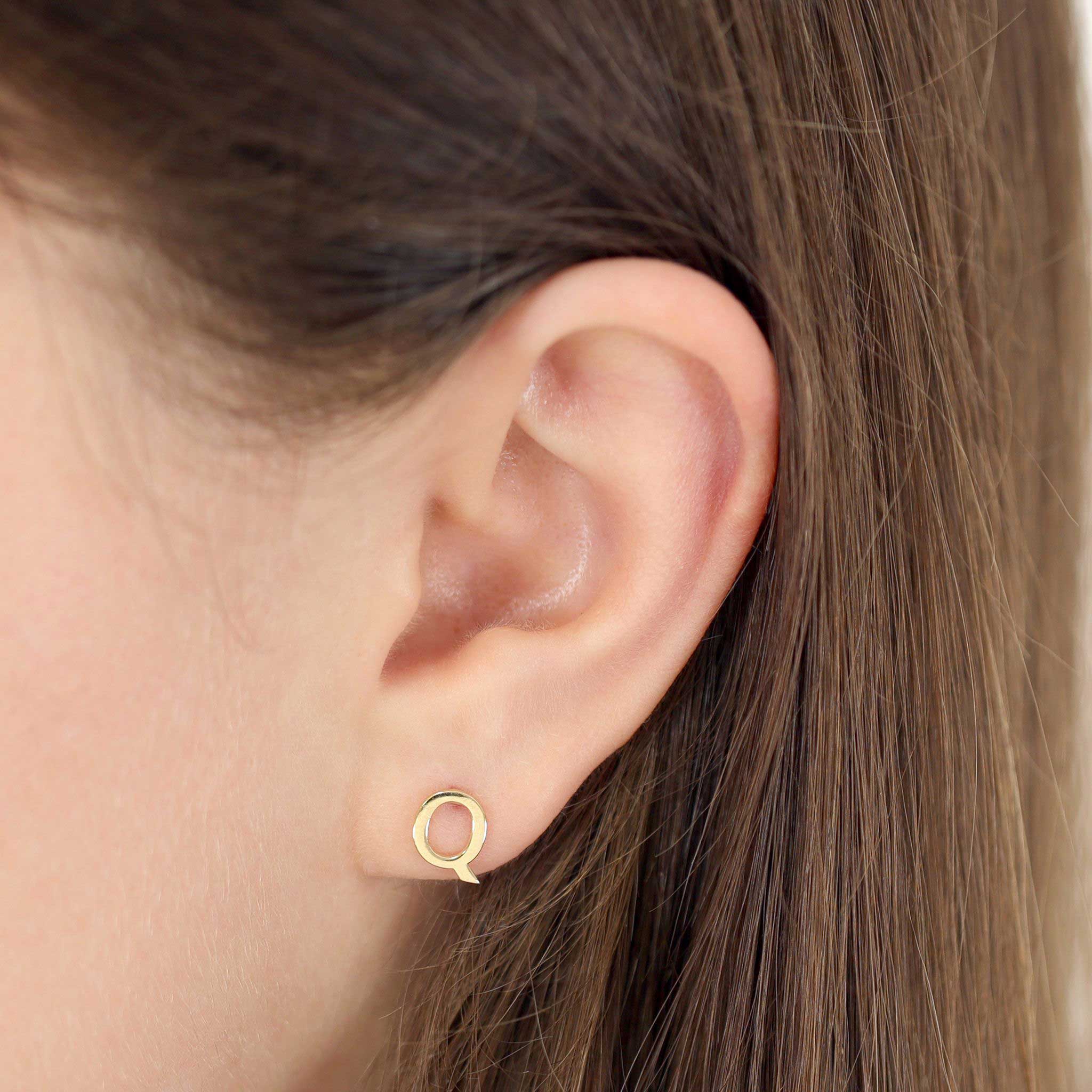 9ct Yellow Gold Initial Stud Earrings - Letter Q